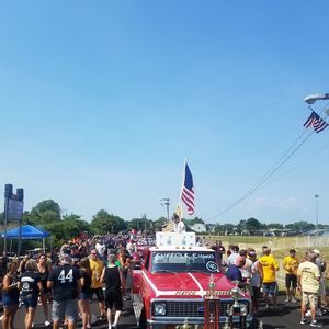 Meet your Posher, Kenneth